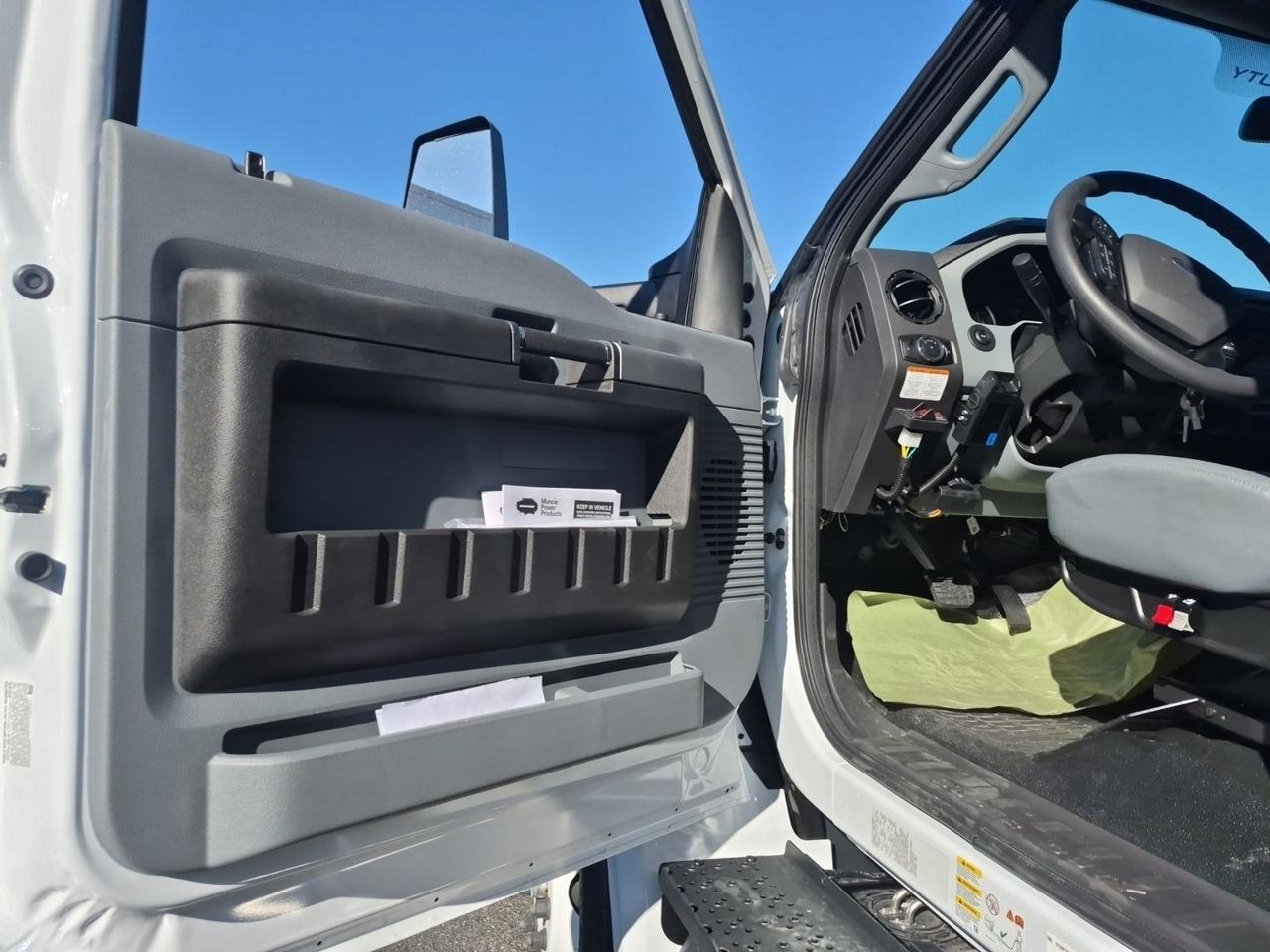 2027 Ford F-750SD Base Warrenton VA