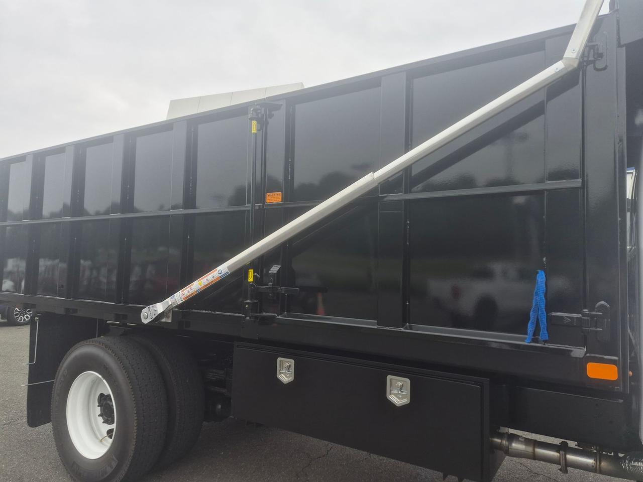 2027 Ford F-750SD Base Warrenton VA