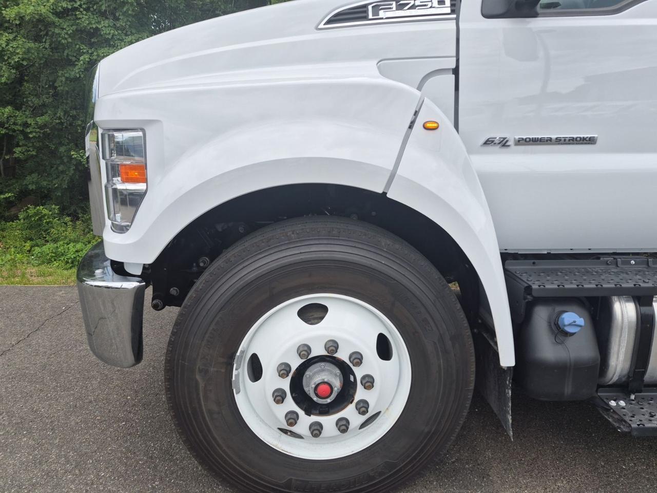 2027 Ford F-750SD Base Warrenton VA