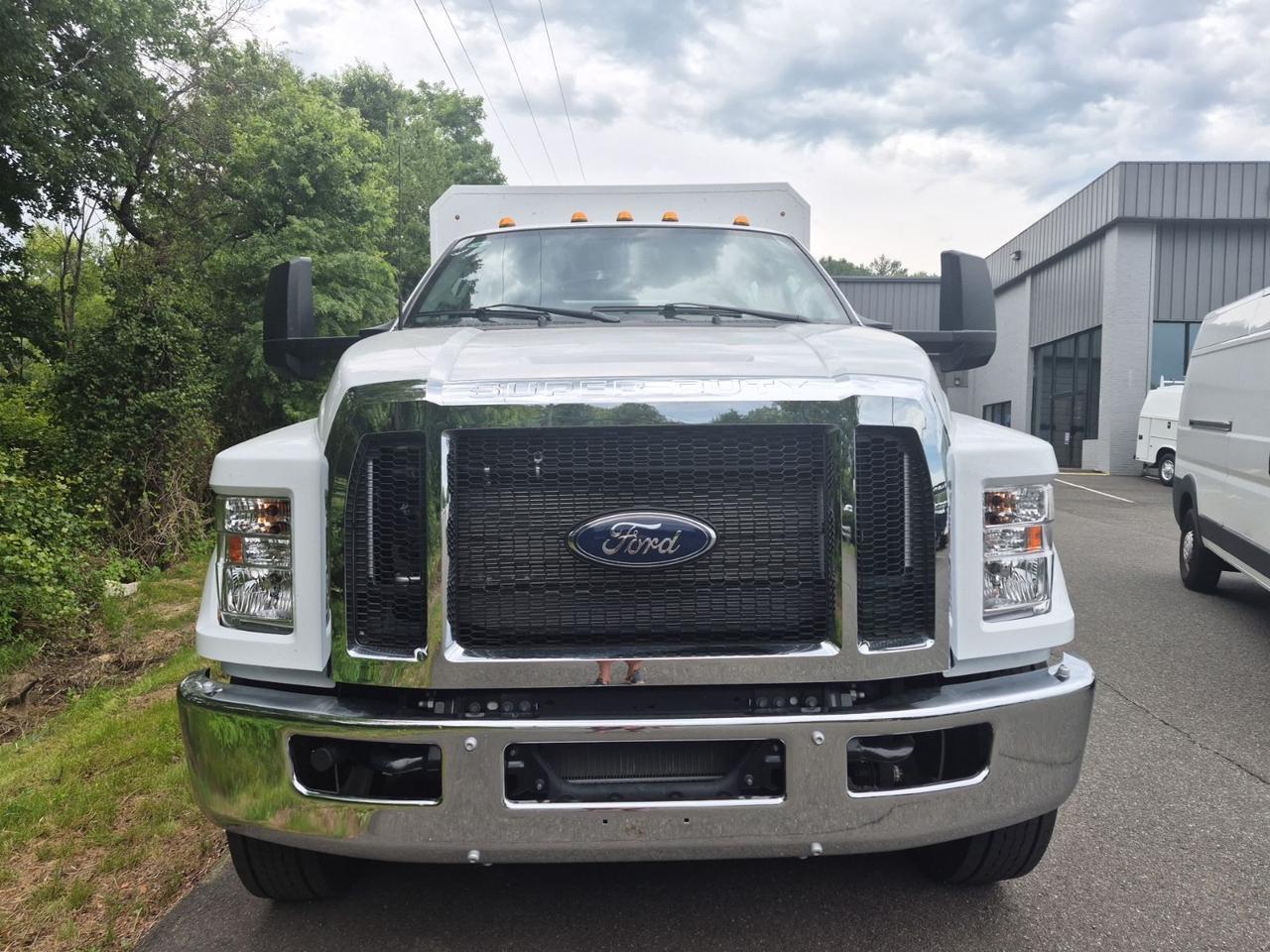 2027 Ford F-750SD Base Warrenton VA