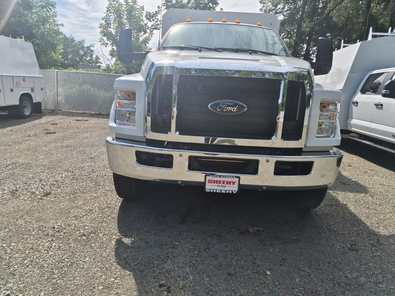 2027 Ford F-750SD Base Warrenton VA