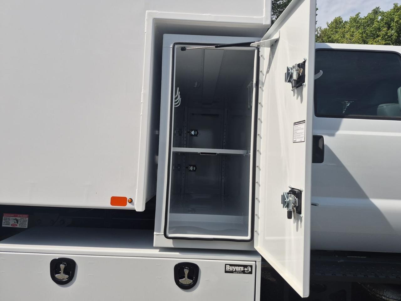 2027 Ford F-750SD Base Warrenton VA
