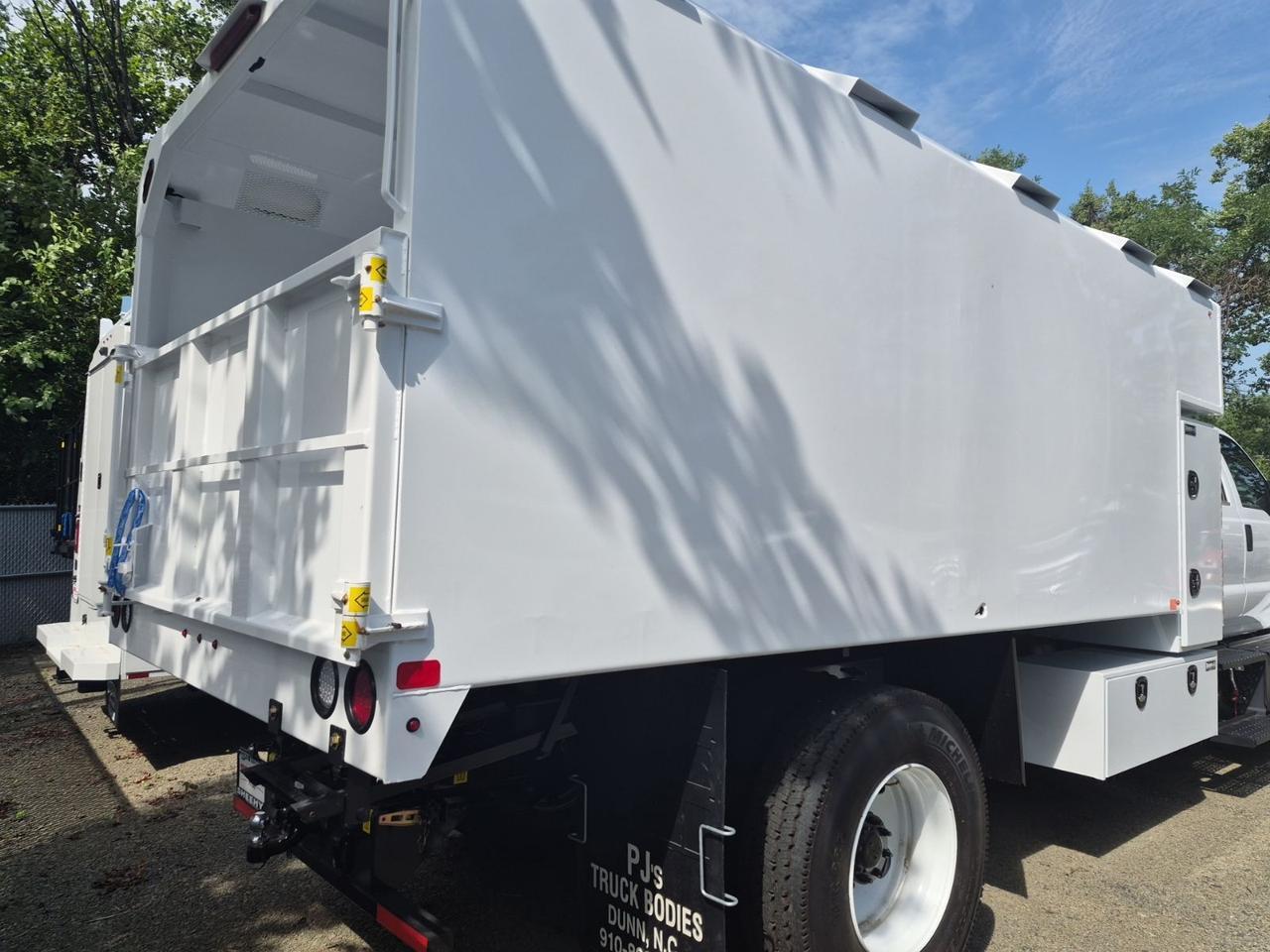 2027 Ford F-750SD Base Warrenton VA