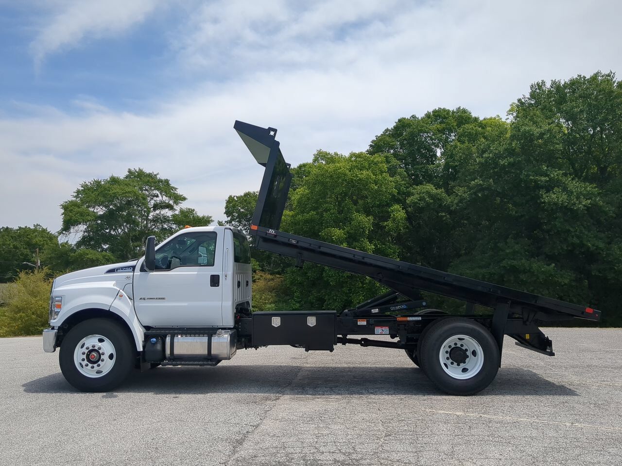 2027 Ford F750 Flatbed Appleton WI