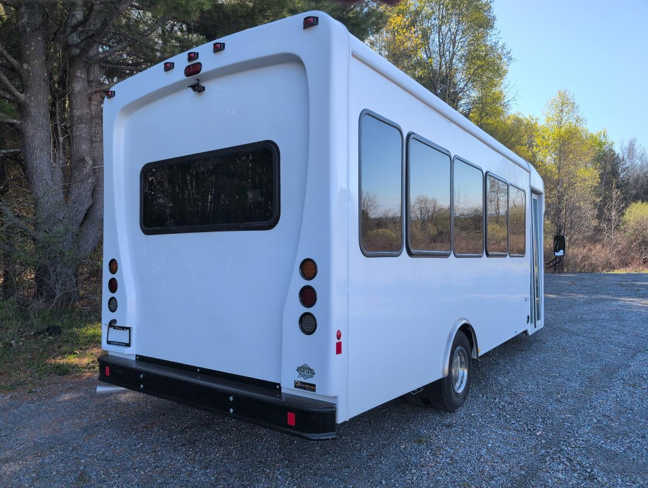 2027 Ford HLE HLE COACH Johnstown NY