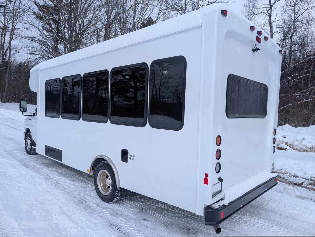 2027 Ford HLE HLE COACH Johnstown NY