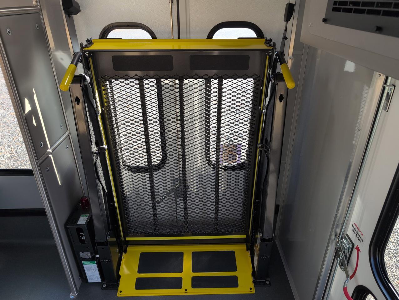 2027 Ford HLE HLE COACH Johnstown NY