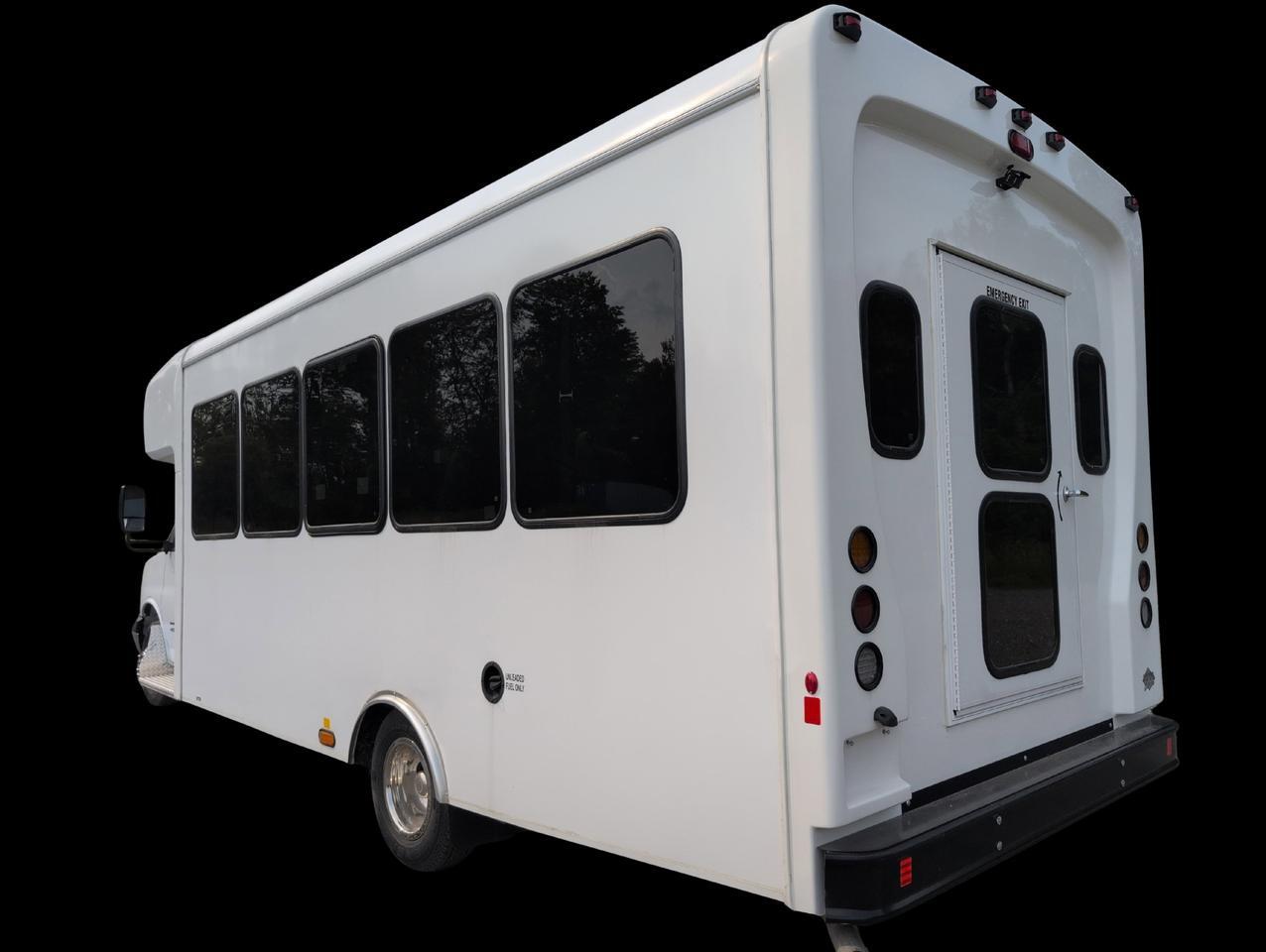 2027 Ford HLE HLE COACH Johnstown NY