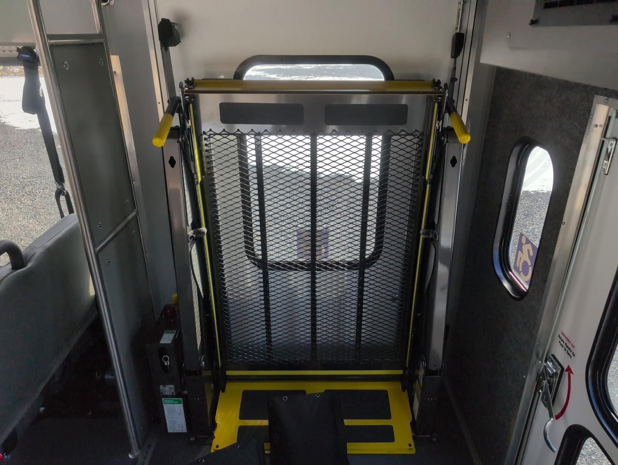 2027 Ford HLE HLE COACH Johnstown NY