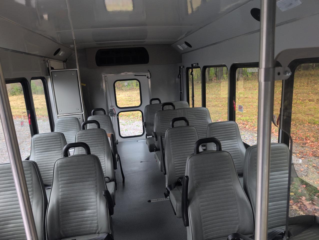 2027 Ford HLE HLE COACH Johnstown NY