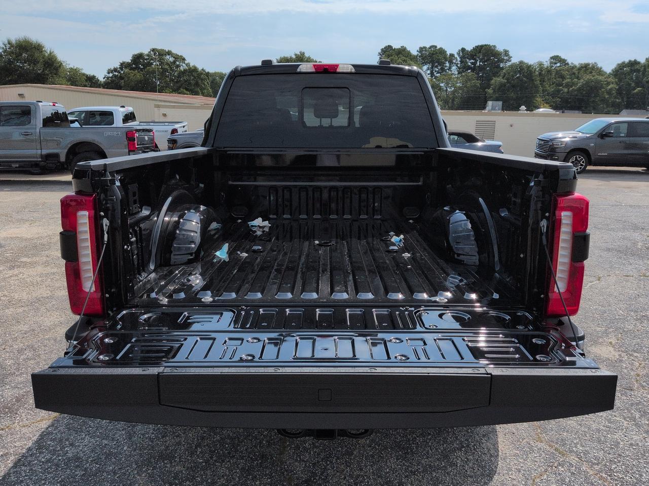 2027 Ford Super Duty F-250 SRW LARIAT Appleton WI