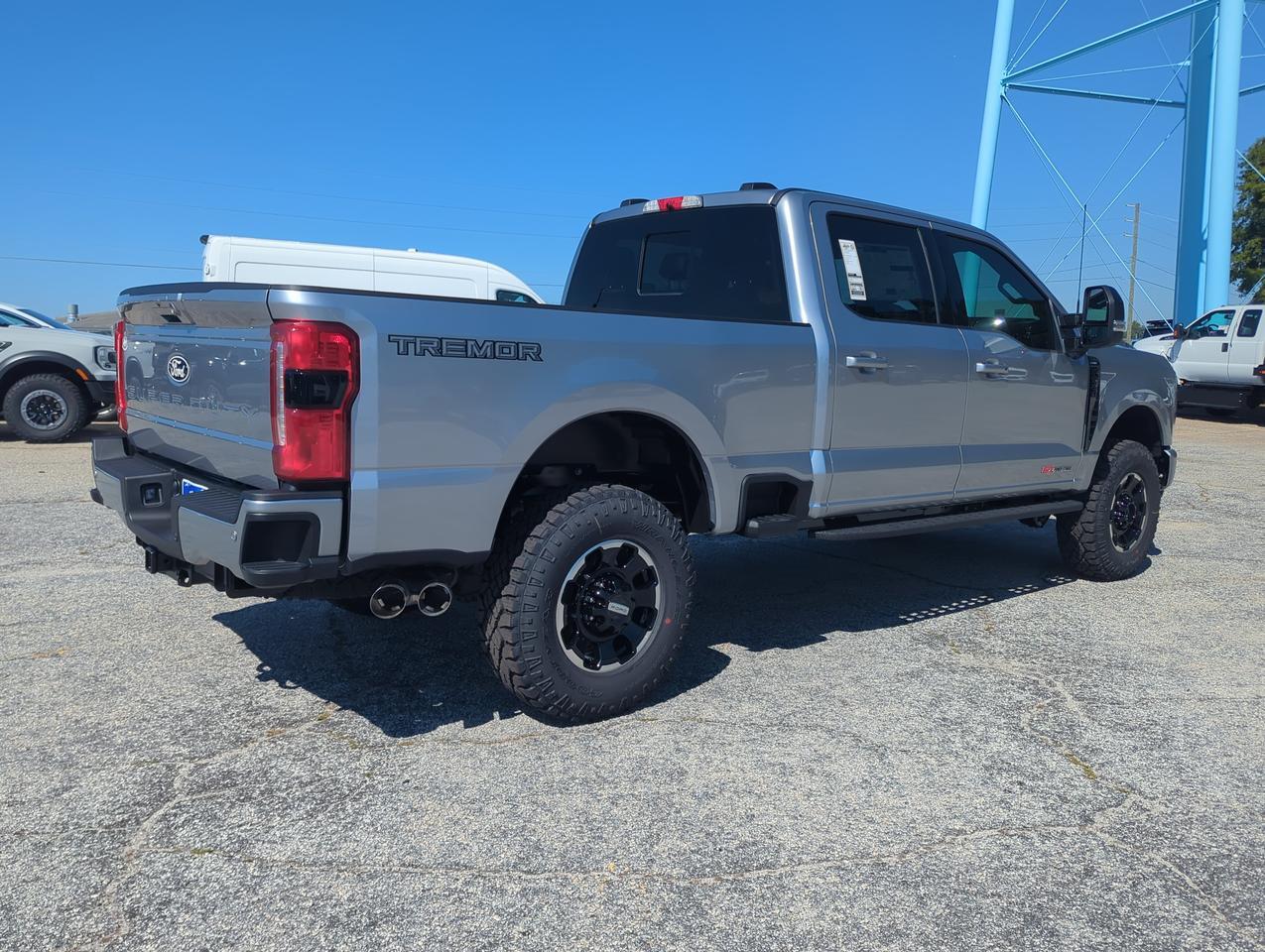 2027 Ford Super Duty F-250 SRW LARIAT Appleton WI