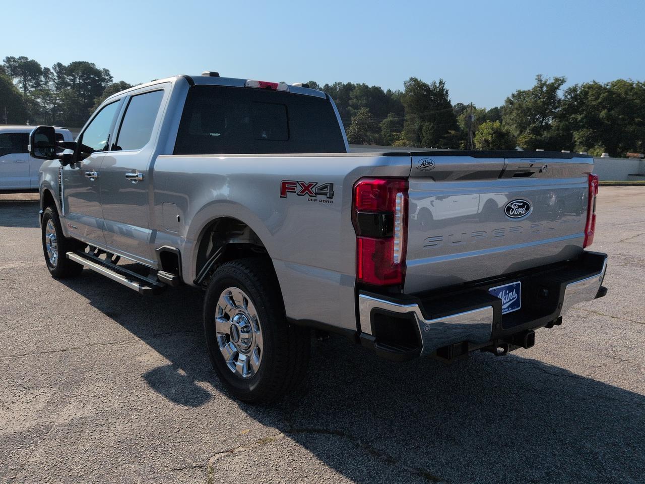 2027 Ford Super Duty F-250 SRW LARIAT Appleton WI