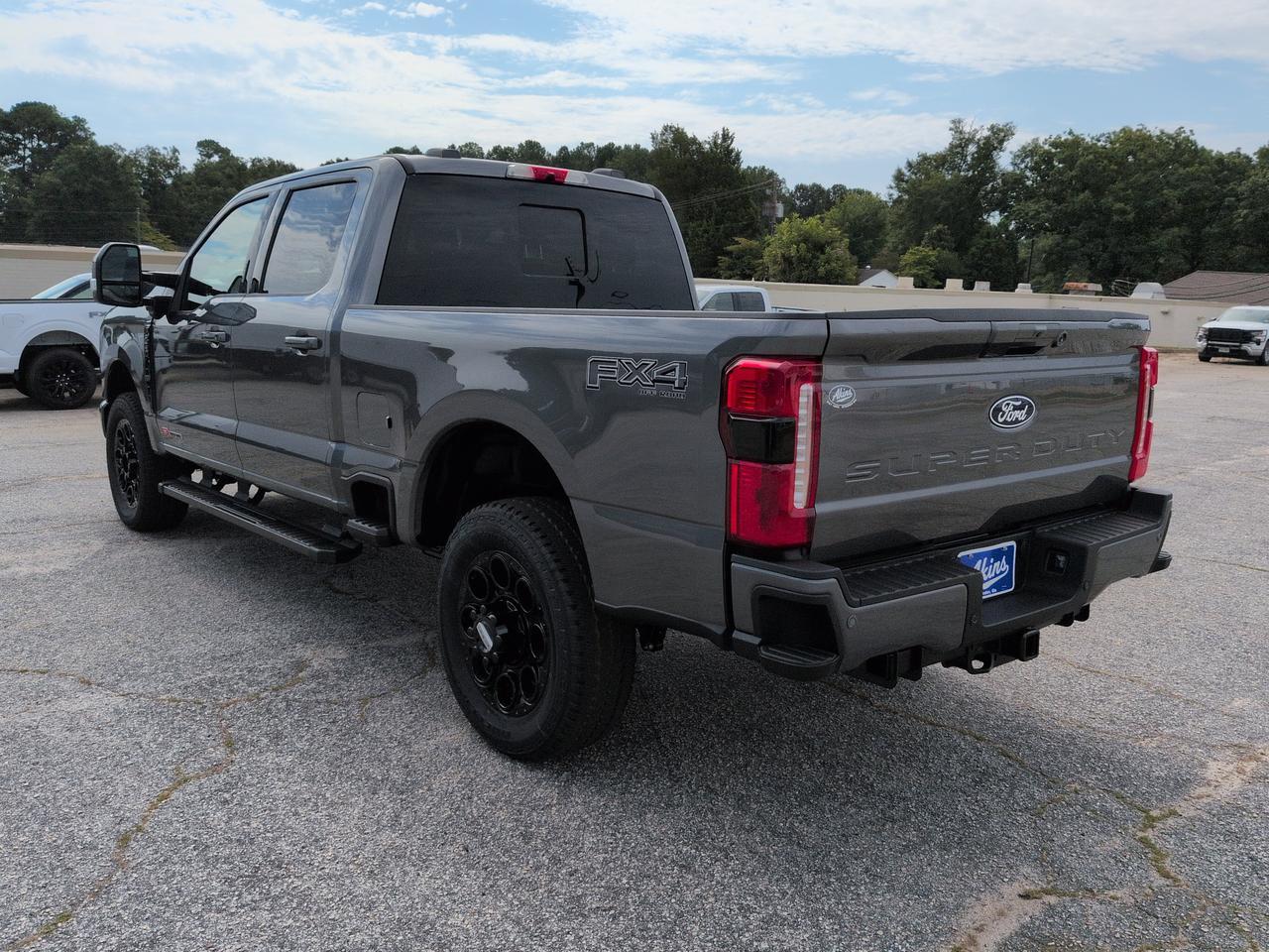 2027 Ford Super Duty F-250 SRW LARIAT Appleton WI