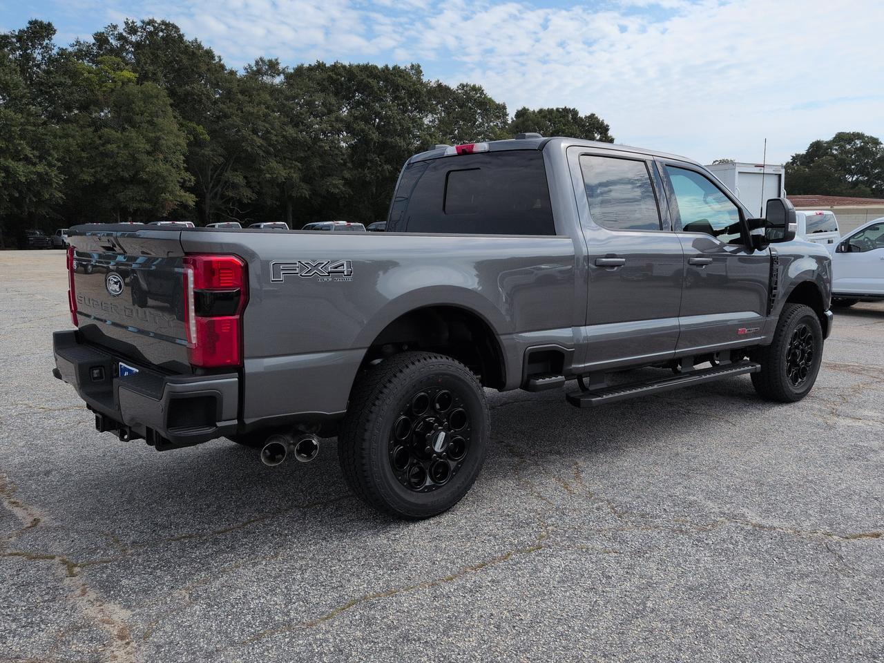 2027 Ford Super Duty F-250 SRW LARIAT Appleton WI