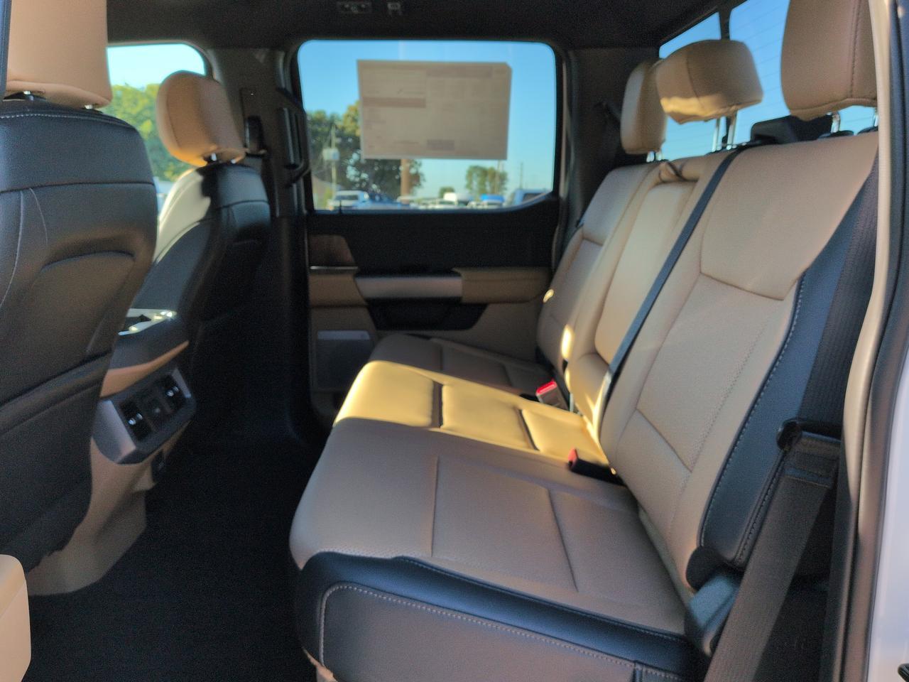 2027 Ford Super Duty F-250 SRW LARIAT Appleton WI