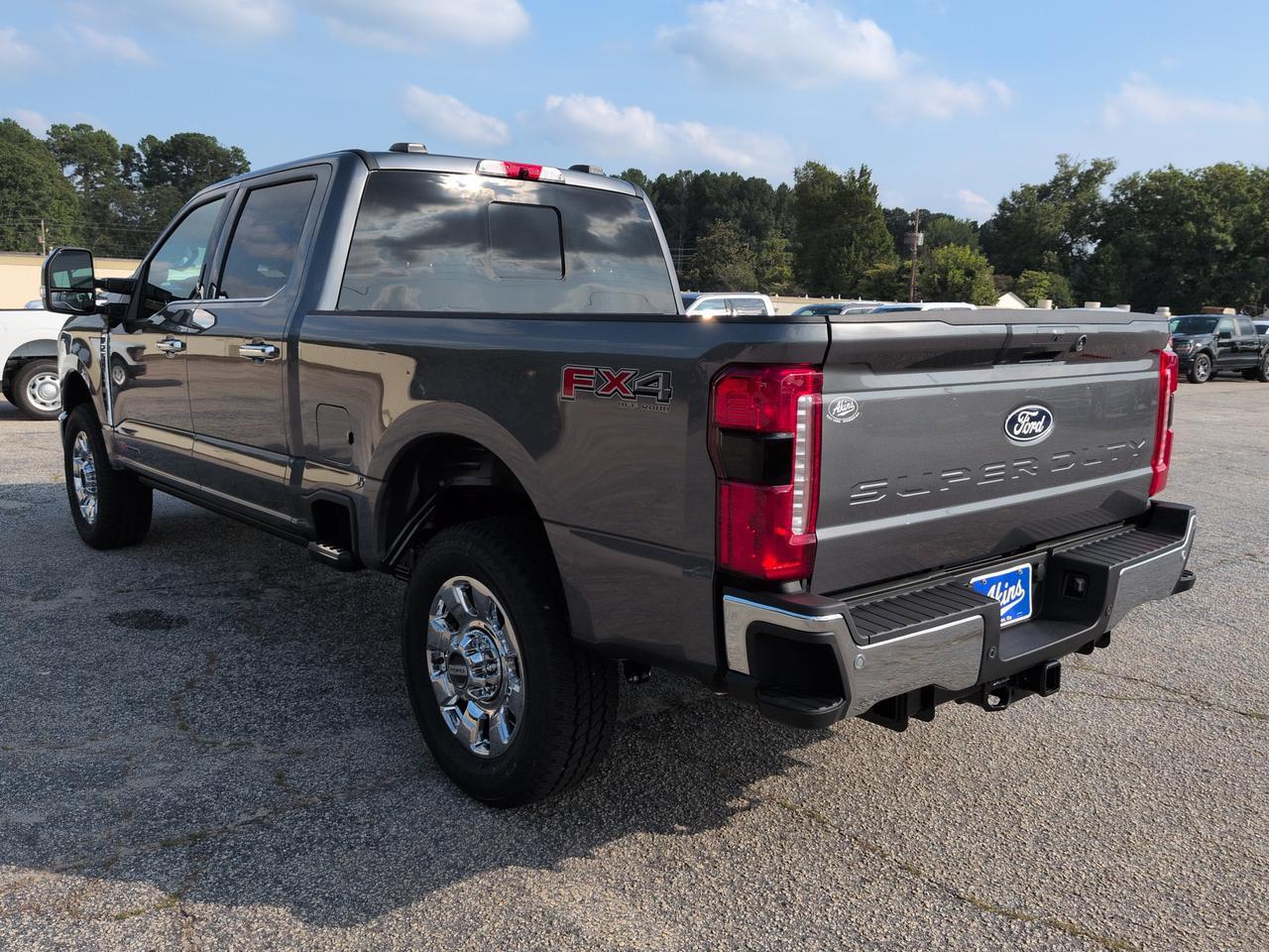 2027 Ford Super Duty F-250 SRW LARIAT Appleton WI