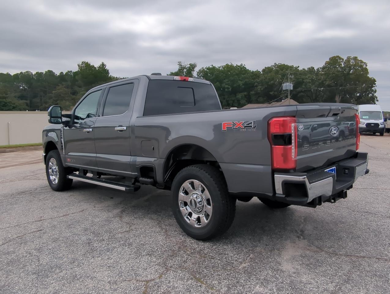 2027 Ford Super Duty F-250 SRW LARIAT Appleton WI