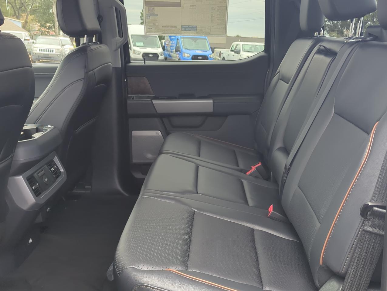 2027 Ford Super Duty F-250 SRW LARIAT Appleton WI