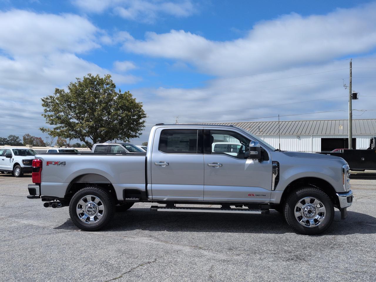 2027 Ford Super Duty F-250 SRW LARIAT Appleton WI