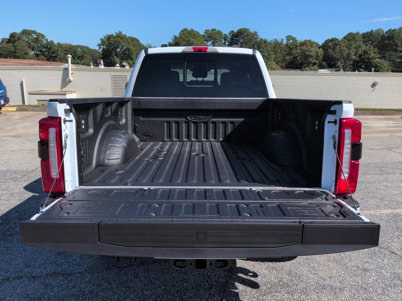 2027 Ford Super Duty F-250 SRW LARIAT Appleton WI