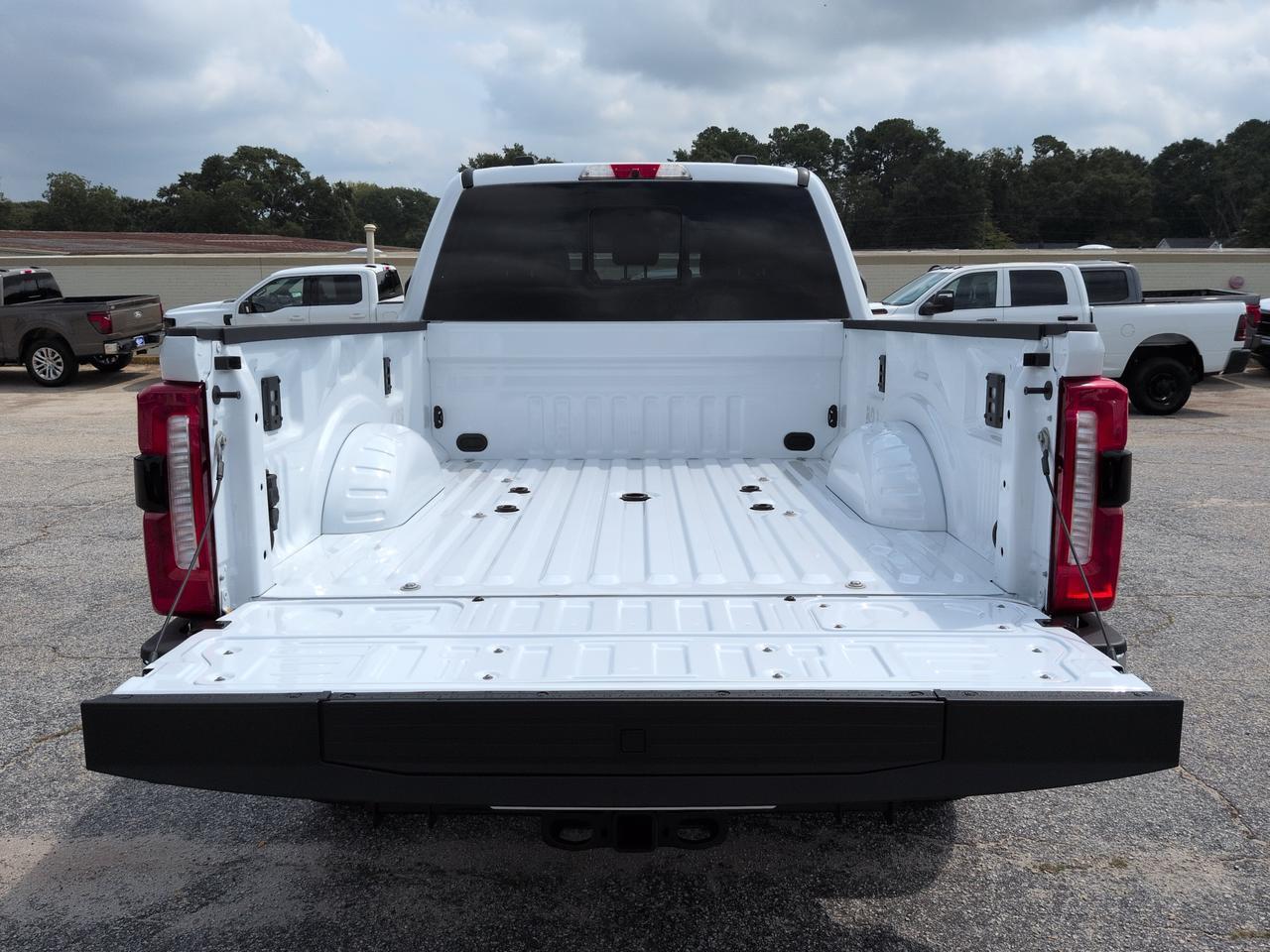 2027 Ford Super Duty F-250 SRW LARIAT Appleton WI