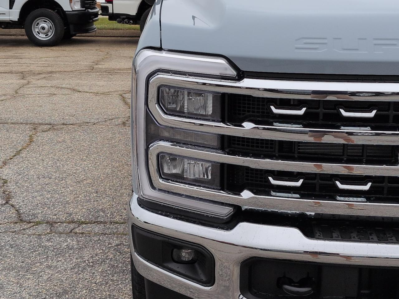 2027 Ford Super Duty F-250 SRW LARIAT Appleton WI