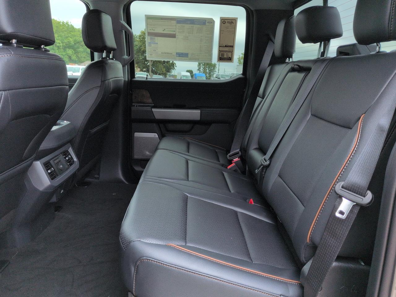 2027 Ford Super Duty F-250 SRW LARIAT Appleton WI