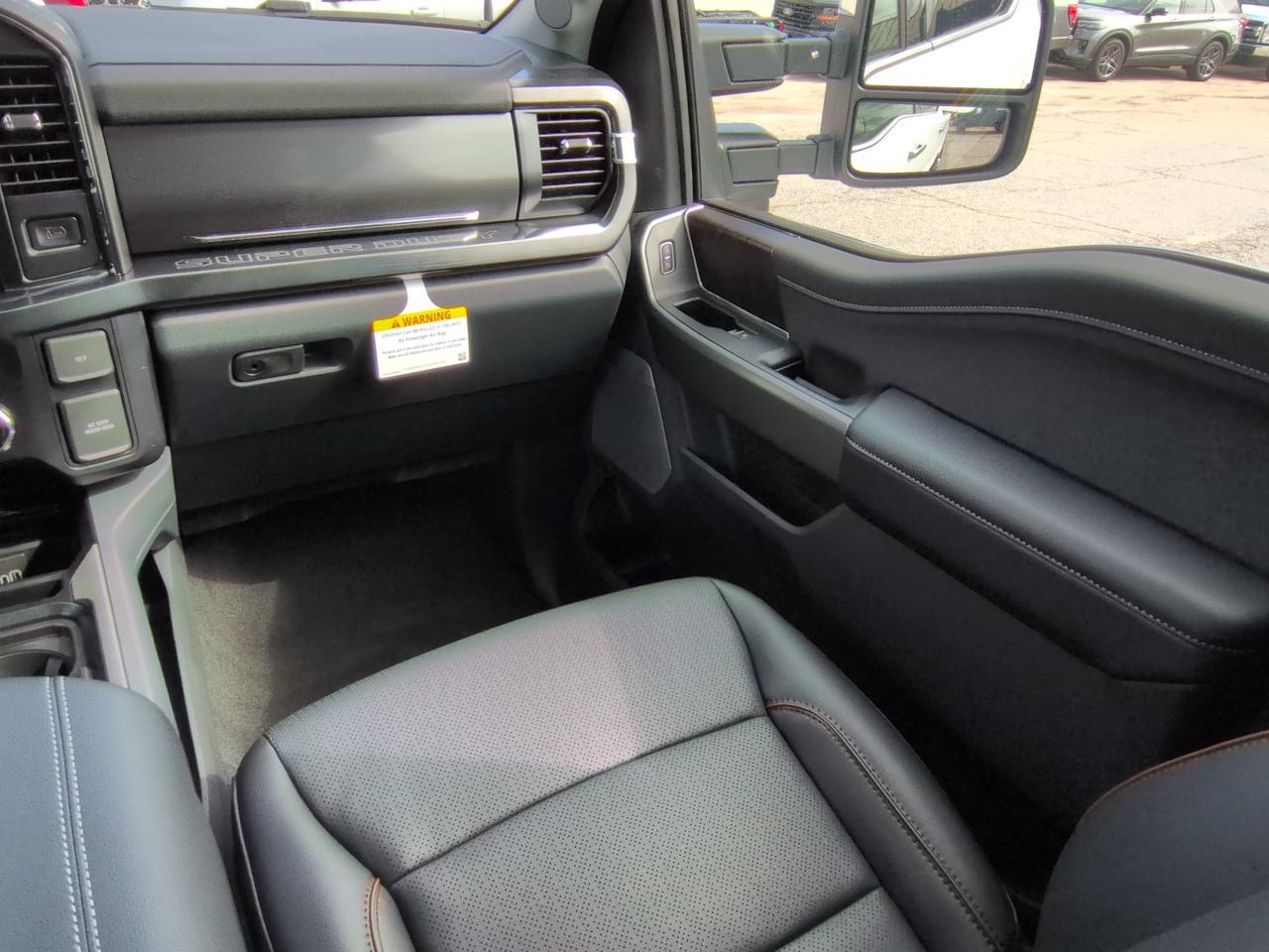 2027 Ford Super Duty F-250 SRW LARIAT Appleton WI
