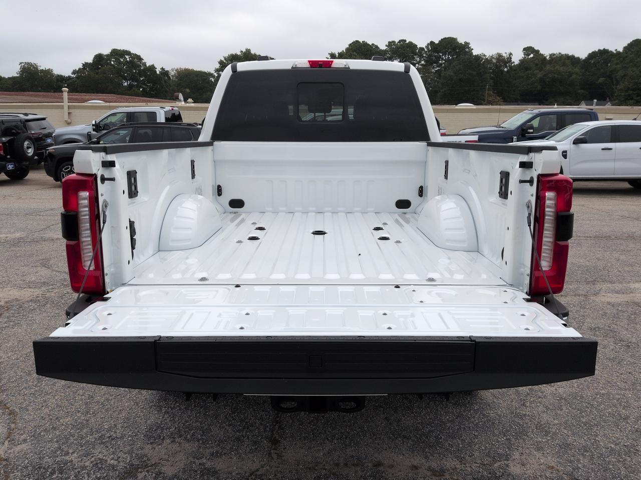 2027 Ford Super Duty F-250 SRW LARIAT Appleton WI