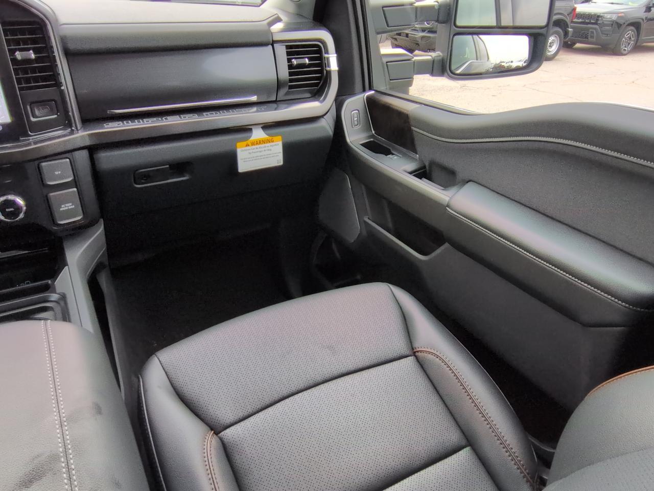 2027 Ford Super Duty F-250 SRW LARIAT Appleton WI