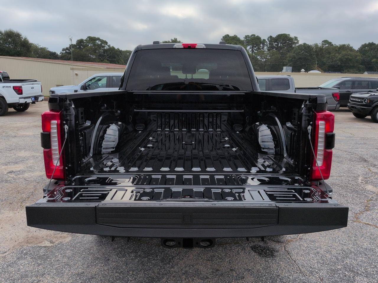 2027 Ford Super Duty F-250 SRW LARIAT Appleton WI
