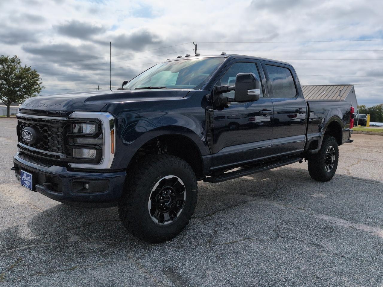 2027 Ford Super Duty F-250 SRW LARIAT Appleton WI