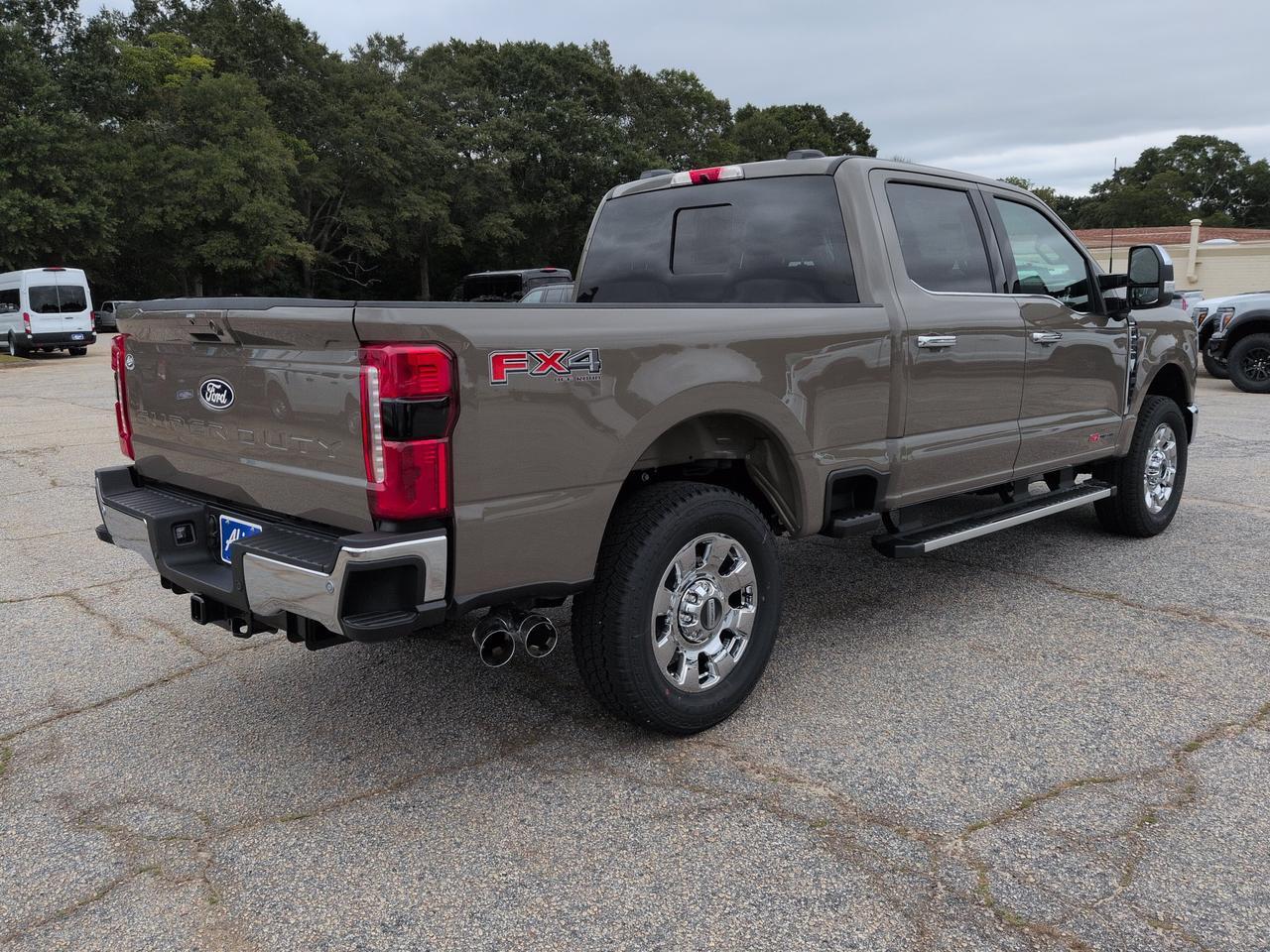 2027 Ford Super Duty F-250 SRW LARIAT Winder GA