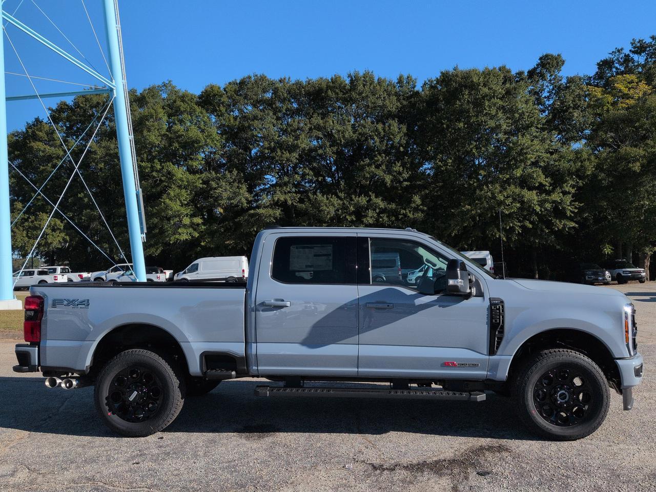 2027 Ford Super Duty F-250 SRW LARIAT