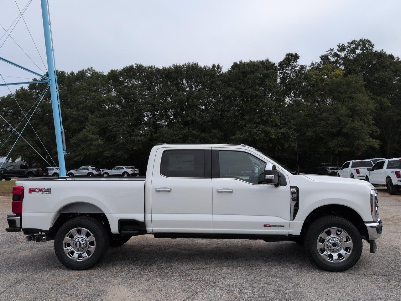2027 Ford Super Duty F-250 SRW Lariat