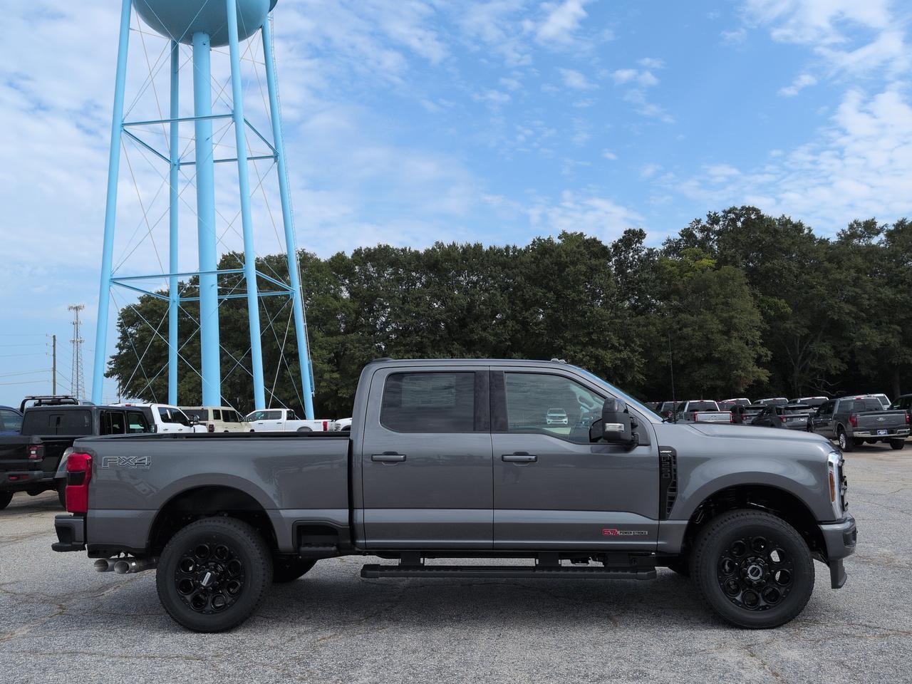 2027 Ford Super Duty F-250 SRW Lariat