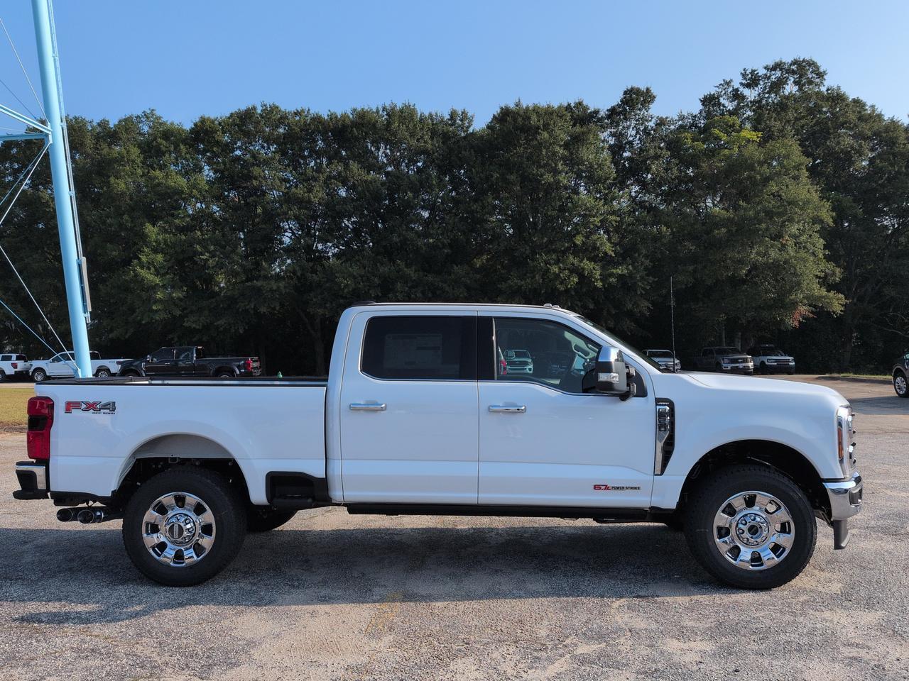2027 Ford Super Duty F-250 SRW Lariat