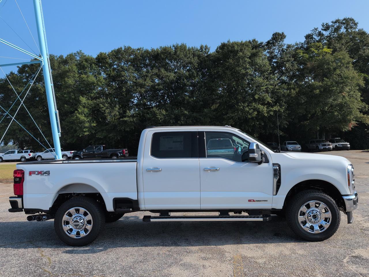 2027 Ford Super Duty F-250 SRW Lariat
