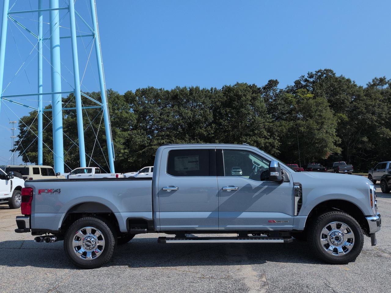 2027 Ford Super Duty F-250 SRW Lariat