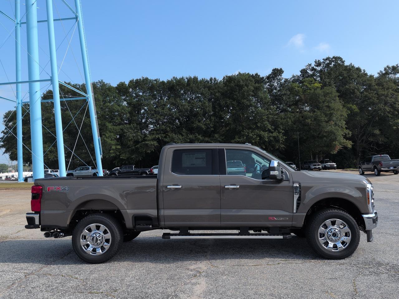 2027 Ford Super Duty F-250 SRW Lariat