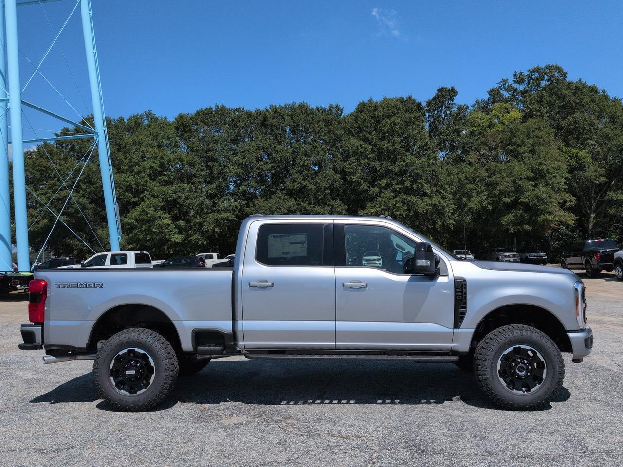 2027 Ford Super Duty F-250 SRW Lariat