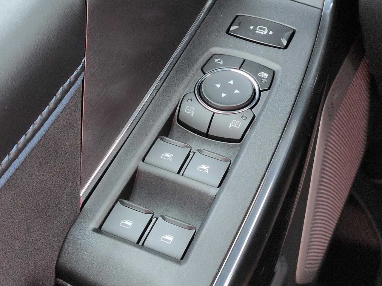 2027 Ford Super Duty F-250 SRW Platinum Appleton WI