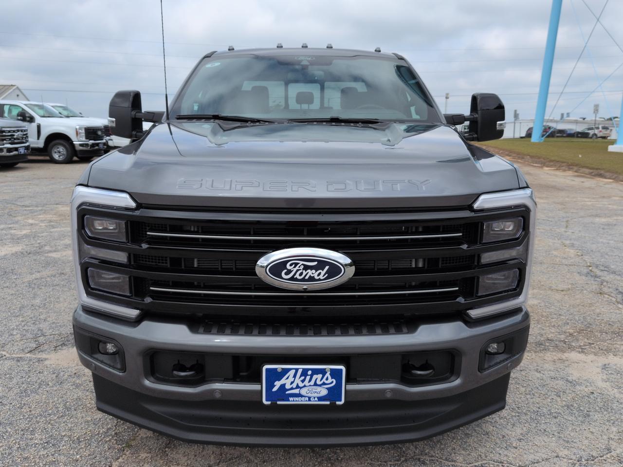 2027 Ford Super Duty F-250 SRW Platinum Appleton WI