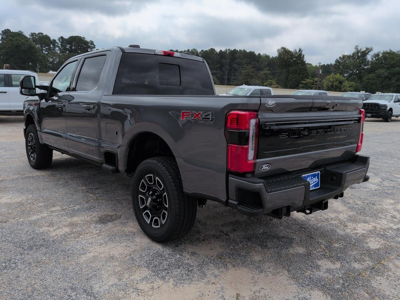 2027 Ford Super Duty F-250 SRW Platinum Appleton WI