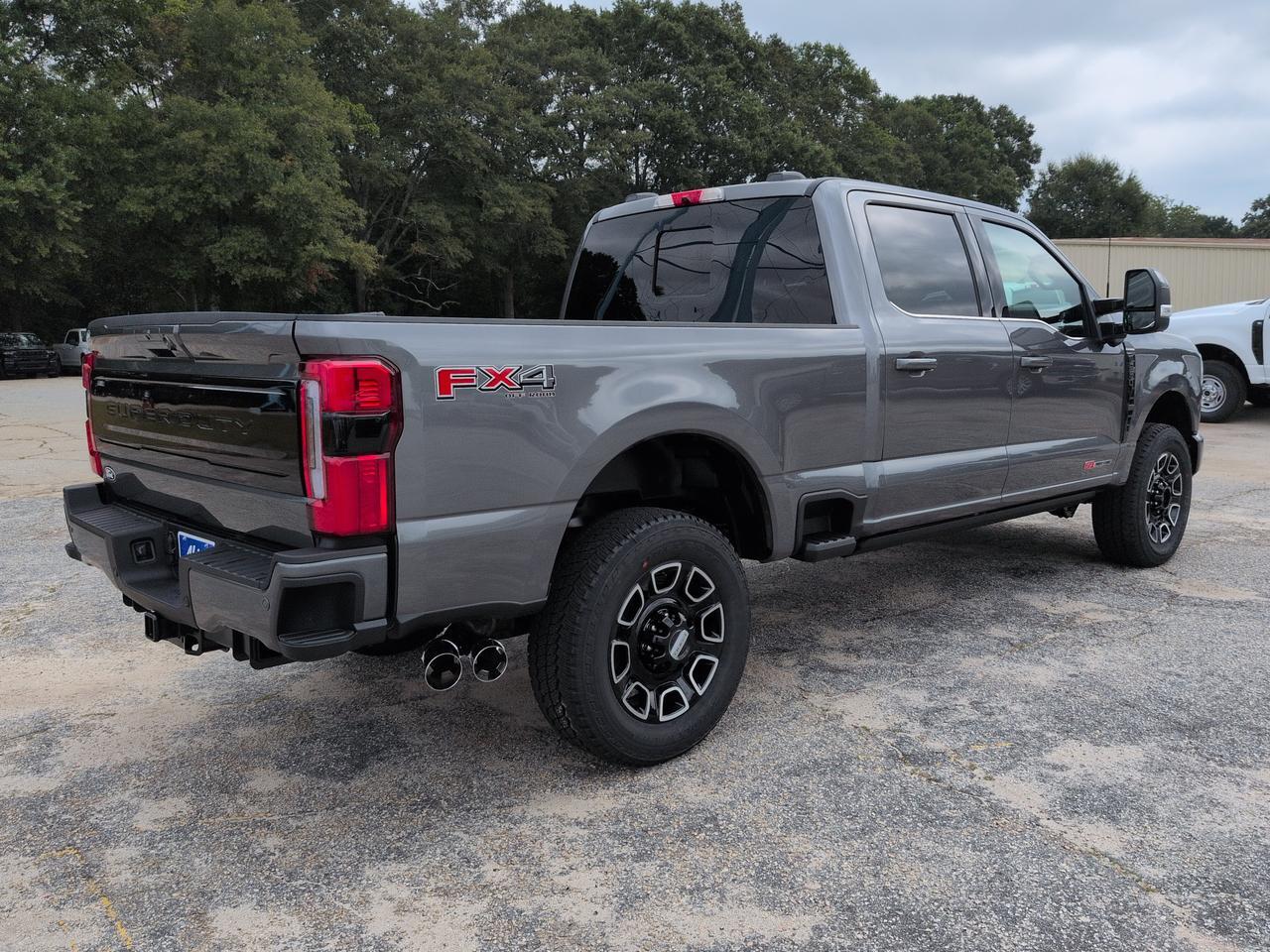 2027 Ford Super Duty F-250 SRW Platinum Appleton WI