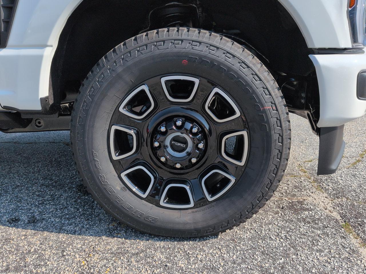 2027 Ford Super Duty F-250 SRW Platinum Appleton WI