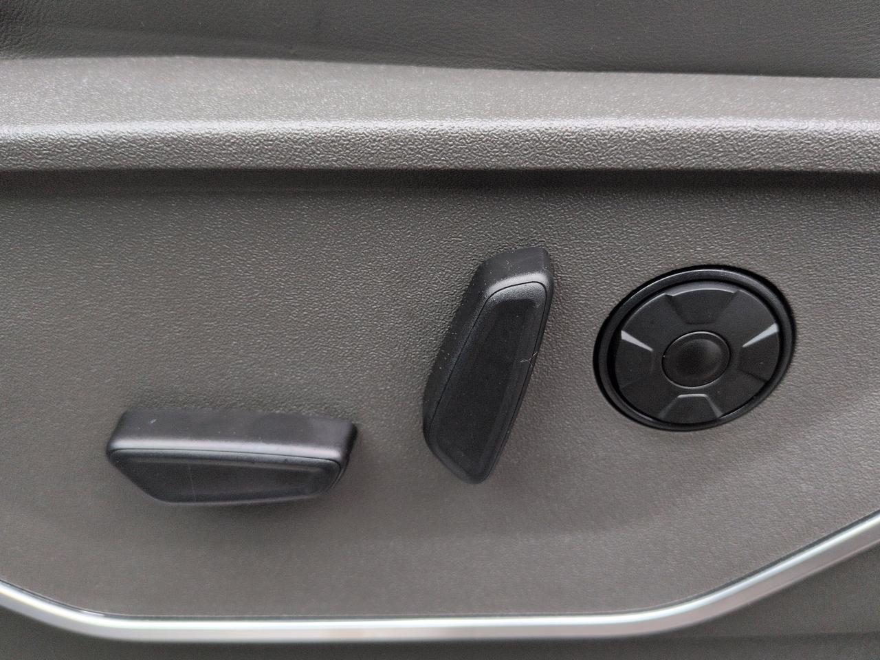 2027 Ford Super Duty F-250 SRW Platinum Appleton WI