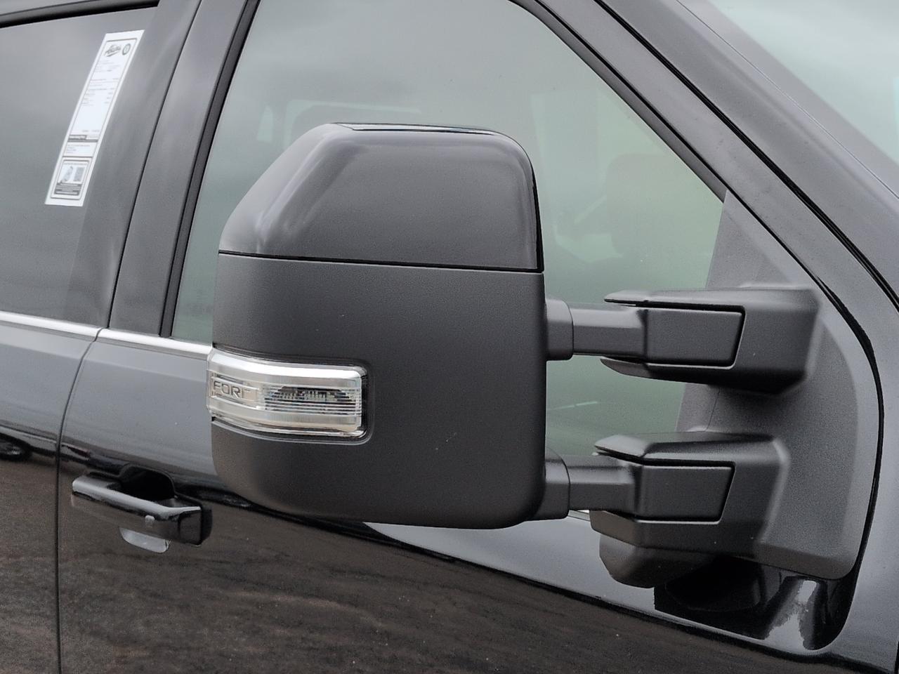 2027 Ford Super Duty F-250 SRW Platinum Appleton WI
