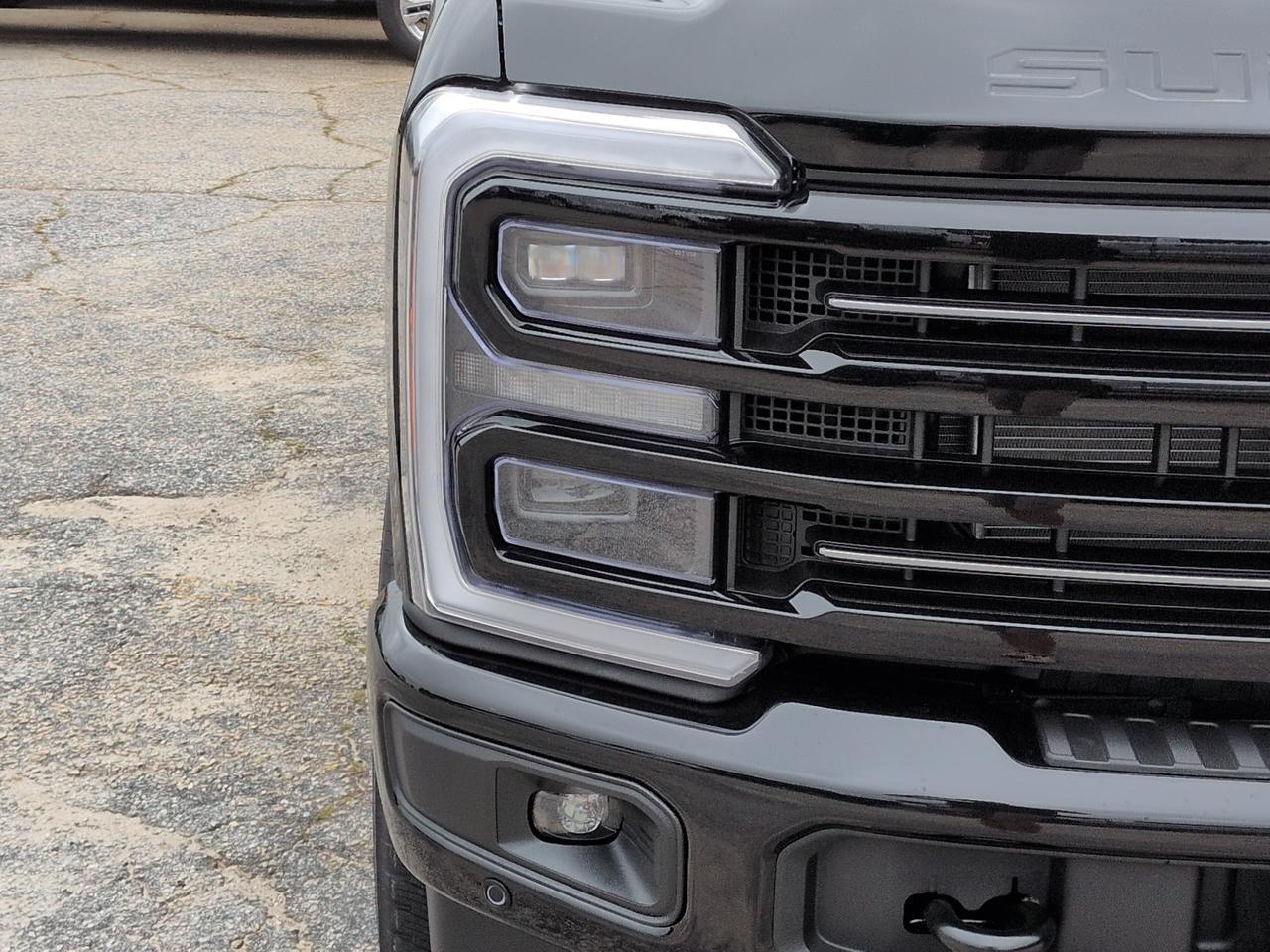 2027 Ford Super Duty F-250 SRW Platinum Appleton WI
